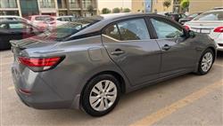 نیسان سێنترا